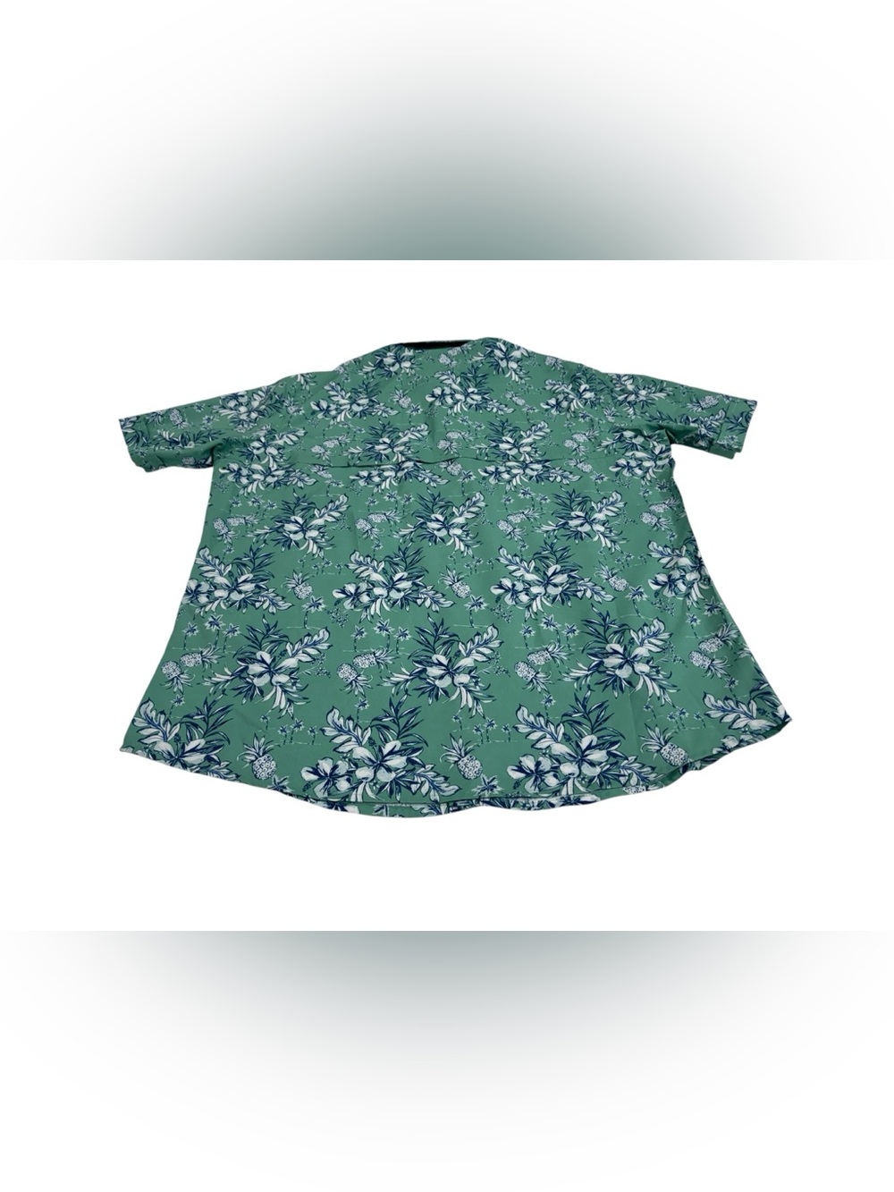 Izod Green Floral Short-Sleeve Button-Down Shirt - Picture 4 of 7